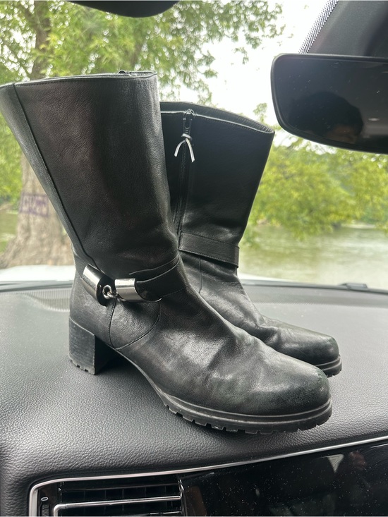 Stuart Weitzman Shoes - Stuart Weitzman Black Leather Mid-Calf Block Heel Boots